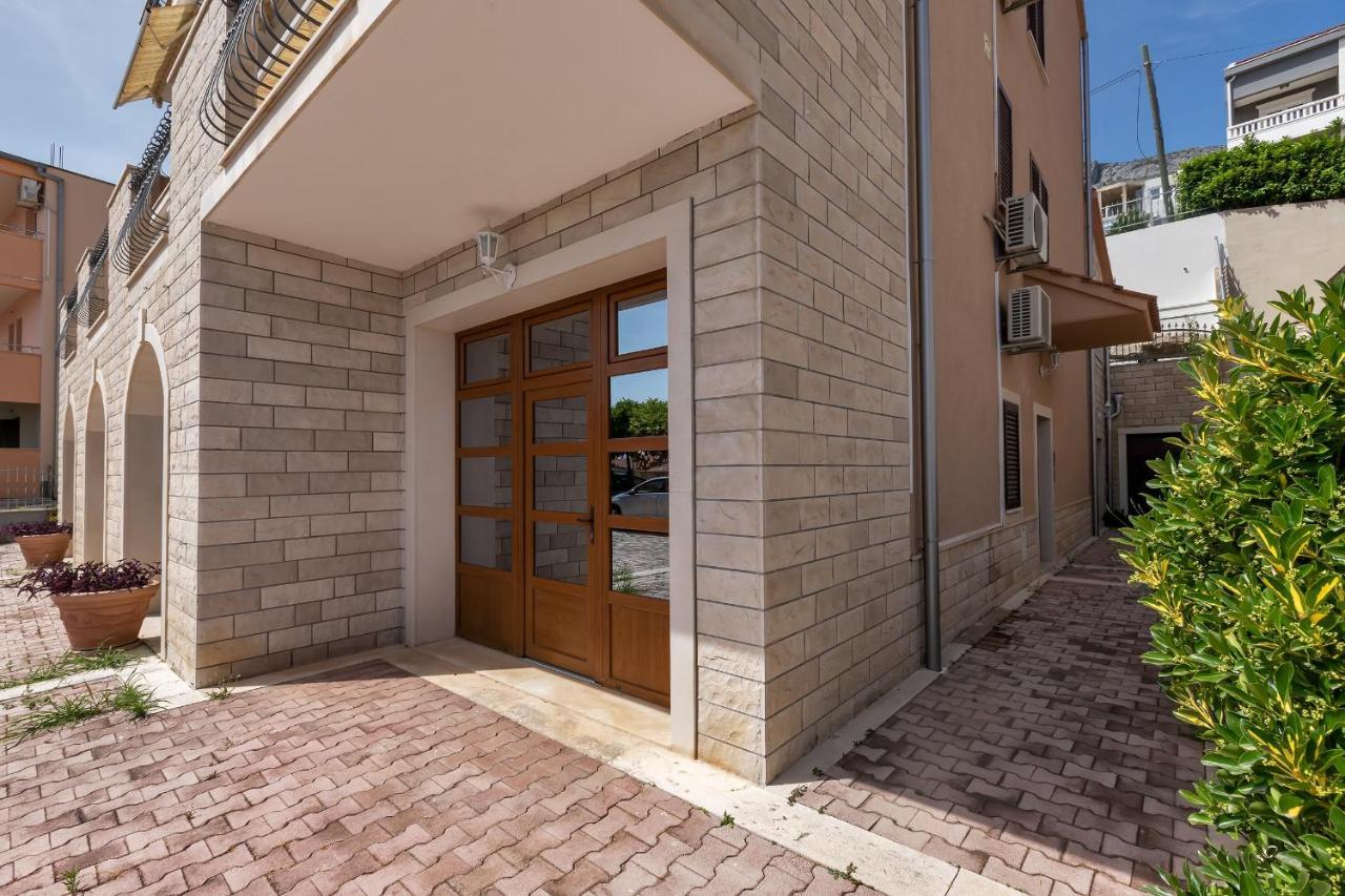 Apartments And Rooms With Parking Space Duce, Omis - 10303 Екстер'єр фото